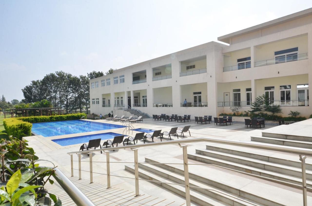 Spree Resort At Century Wintersun Dod Ballāpur Exterior foto