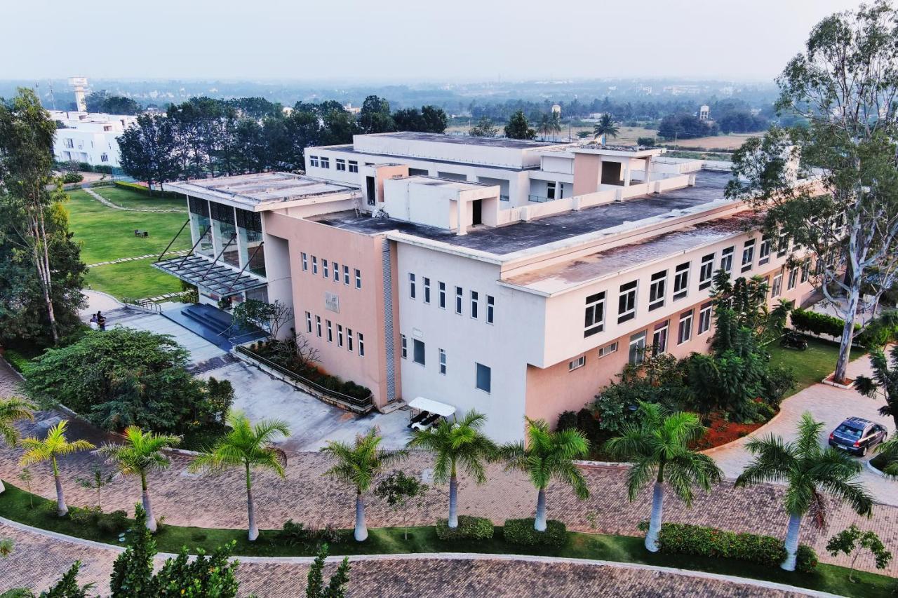 Spree Resort At Century Wintersun Dod Ballāpur Exterior foto